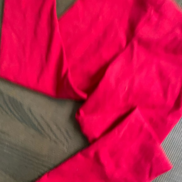 🌸3/$10🌸 red leggings - Picture 3 of 3